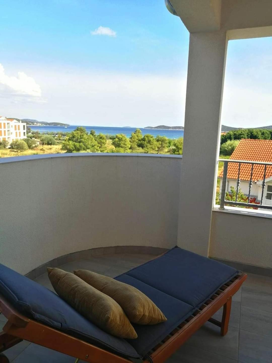 Apartment Arta Vodice Exteriör bild