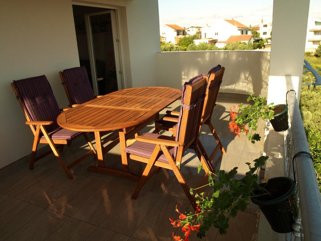 Apartment Arta Vodice Exteriör bild